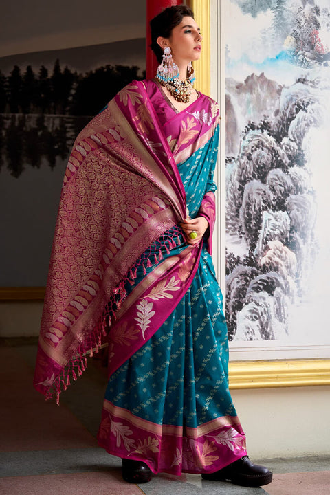 VastraLakshmi Verdant Rama Soft Banarasi Silk Saree With Grandiose Blouse Piece