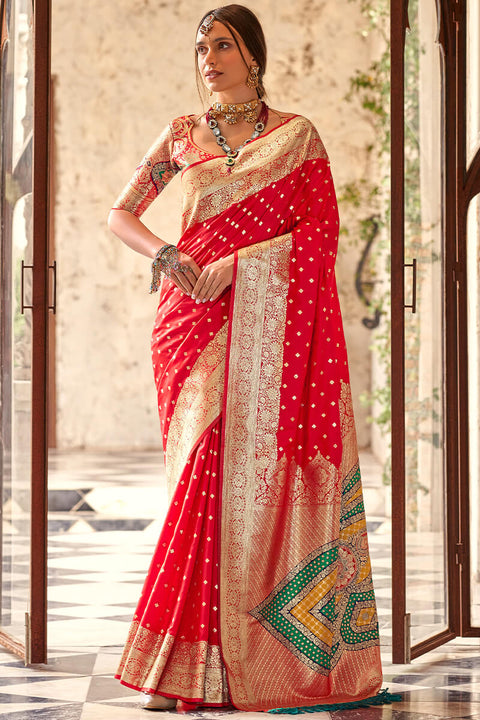 VastraLakshmi Smart Red Soft Banarasi Silk Saree With Arresting Blouse Piece