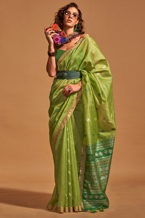 VastraLakshmi Beautiful Green Soft Banarasi Silk Saree With Mesmerising Blouse Piece