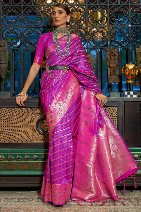 VastraLakshmi Pleasurable Purple Soft Banarasi Silk Saree With Snappy Blouse Piece