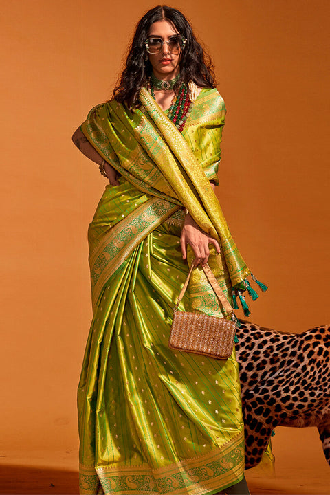 VastraLakshmi Amiable Green Soft Banarasi Silk Saree With Rhapsodic Blouse Piece