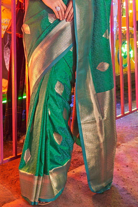 VastraLakshmi Prominent Dark Green Soft Banarasi Silk Saree With Desirable Blouse Piece