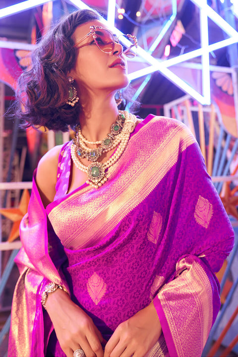 VastraLakshmi Prominent Magenta Soft Banarasi Silk Saree With Desirable Blouse Piece