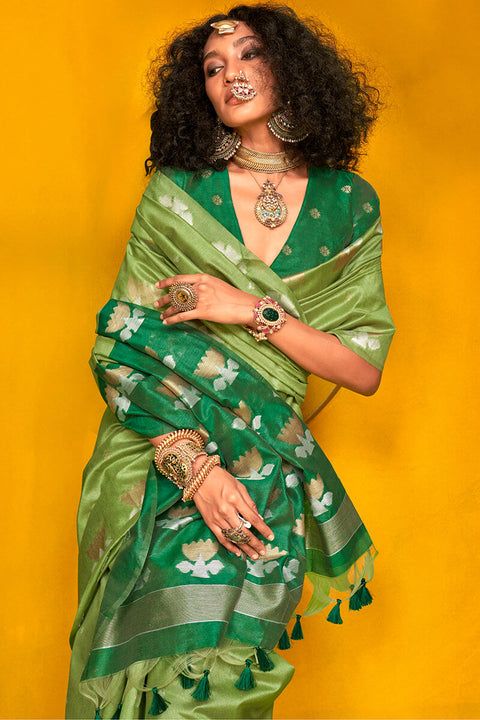 VastraLakshmi Marvellous Green Soft Banarasi Silk Saree With Sizzling Blouse Piece