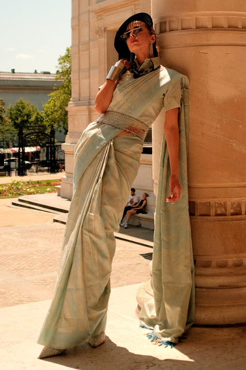 VastraLakshmi Chatoyant Green Kanjivaram Silk Saree With Eloquence Blouse Piece