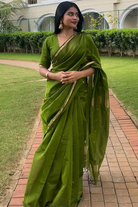 VastraLakshmi Enamoring Green Cotton Silk Saree With Snappy Blouse Piece