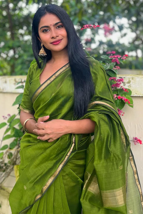 VastraLakshmi Enamoring Green Cotton Silk Saree With Snappy Blouse Piece