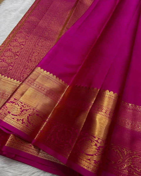 VastraLakshmi Deserving Dark Pink Soft Silk Saree With Sophisticated Blouse Piece