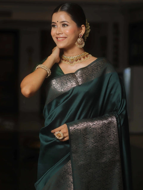 VastraLakshmi Gratifying Dark Green Soft Silk Saree With Attractive Blouse Piece