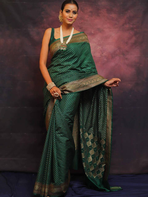 VastraLakshmi Radiant Dark Green Soft Silk Saree With Exquisite Blouse Piece