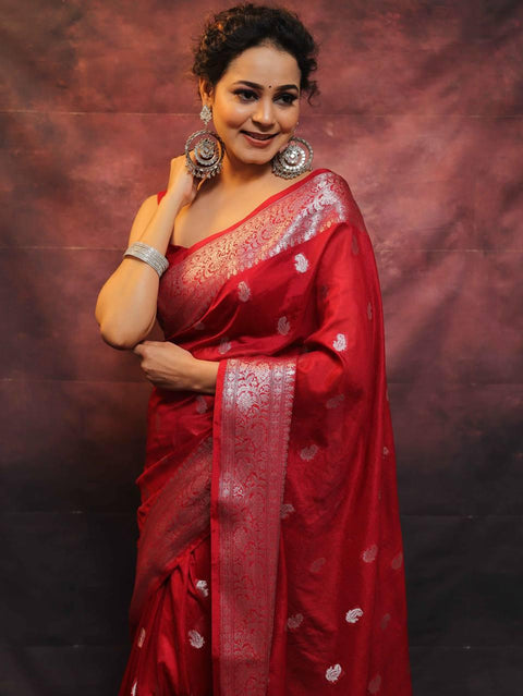 VastraLakshmi Appealing Red Soft Silk Saree With Blooming Blouse Piece