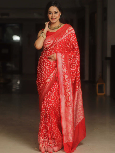 VastraLakshmi Mesmeric Red Soft Silk Saree With Blooming Blouse Piece