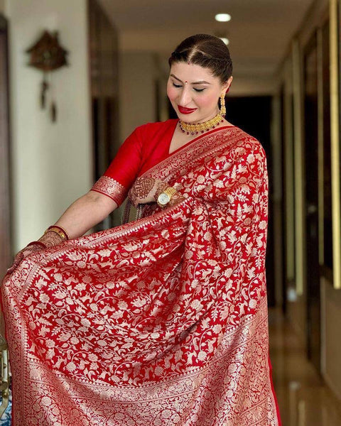 VastraLakshmi Sophisticated Red Soft Silk Saree With Amazing Blouse Piece