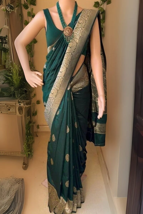 VastraLakshmi Designer Dark Green Soft Silk Saree With Exceptional Blouse Piece