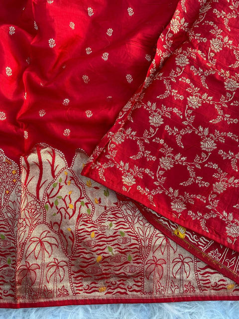 VastraLakshmi Lassitude Red Soft Banarasi Silk Saree With Vestigial Blouse Piece