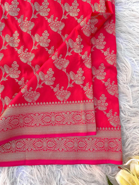 VastraLakshmi Prominent Red Soft Banarasi Silk Saree With Pleasant Blouse Piece