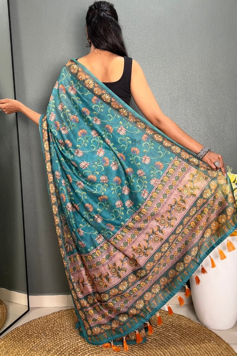 VastraLakshmi Redolent Rama Kalamkari Printed Saree With Denouement Blouse Piece